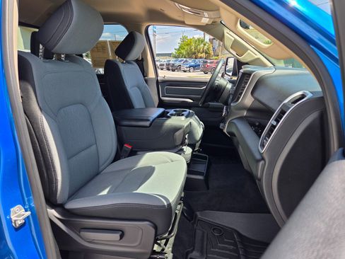 Used 2020 RAM 1500 Big Horn AWD/4WD image 19
