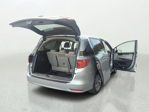 Used 2018 Honda Odyssey Elite image 15
