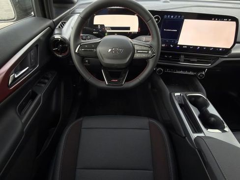 New 2026 Chevrolet Equinox EV RS image 11