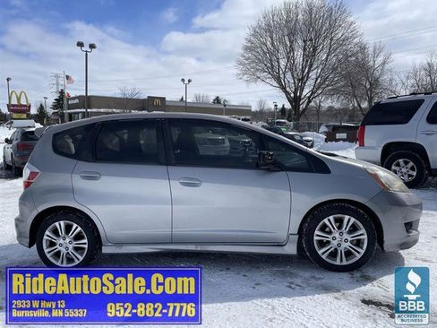 Used 2010 Honda Fit Sport image 4