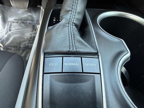 Used 2024 Toyota Camry LE FWD image 34