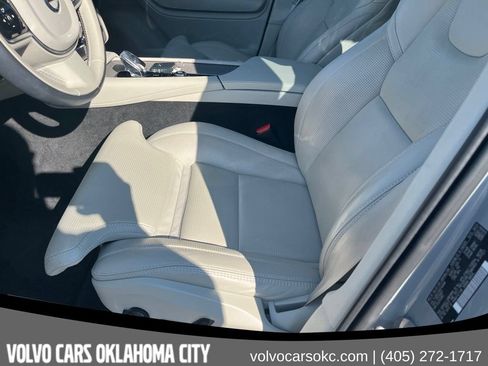 Certified 2024 Volvo XC90 B6 Ultimate AWD/4WD image 10
