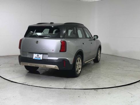Used 2025 MINI Cooper Countryman S image 2