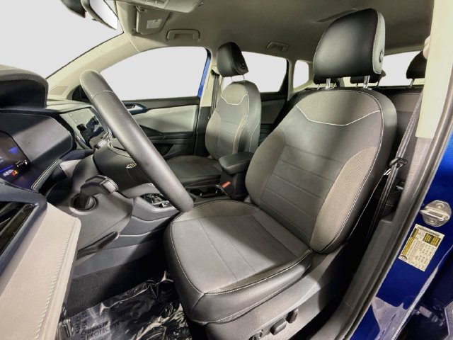 Used 2023 Volkswagen Taos SE FWD image 21