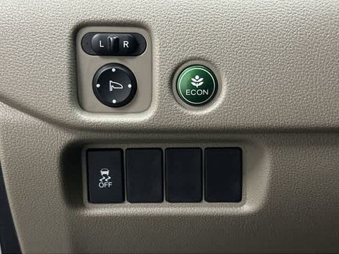Used 2017 Honda Pilot EX image 19