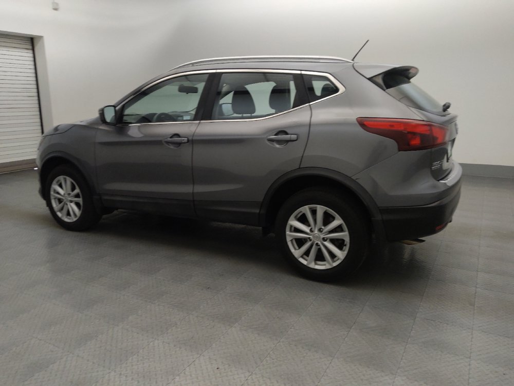Used 2017 Nissan Rogue Sport SV FWD image 3