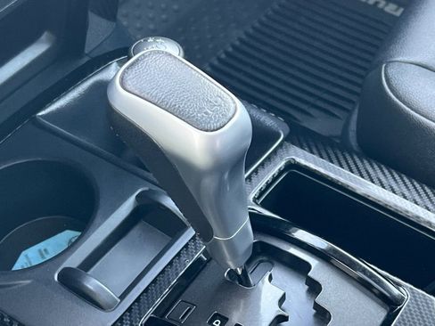 Used 2019 Toyota 4Runner TRD Off-Road Premium image 18