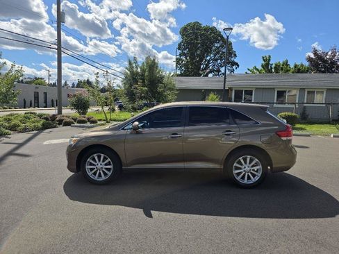 Used 2009 Toyota Venza FWD image 8