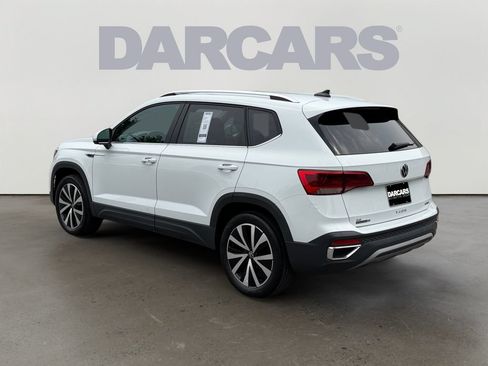 Used 2022 Volkswagen Taos SE AWD/4WD image 5