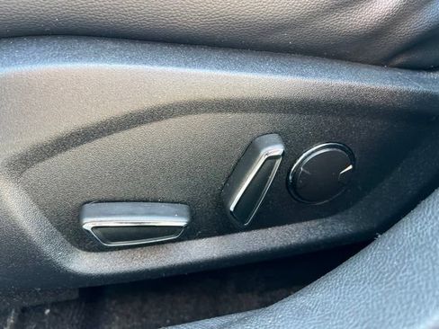 Used 2020 Ford Fusion Titanium AWD/4WD image 32