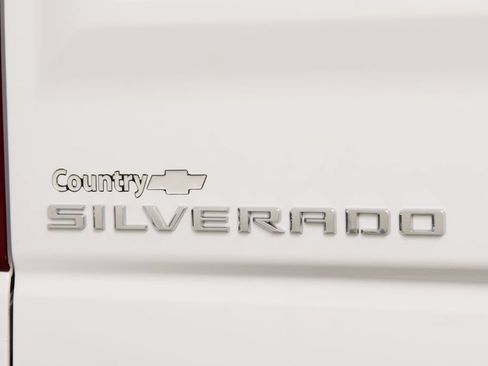 Used 2023 Chevrolet Silverado 1500 ZR2 w/ Technology Package AWD/4WD image 26