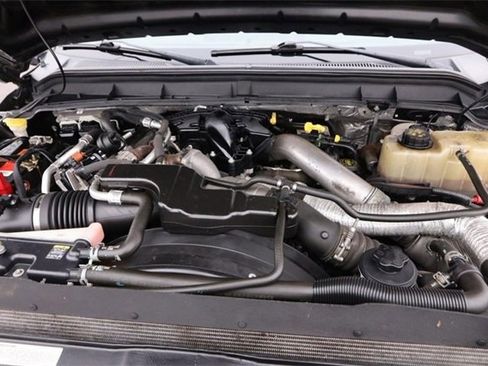 Used 2011 Ford F350 XLT w/ XLT Premium Pkg image 20