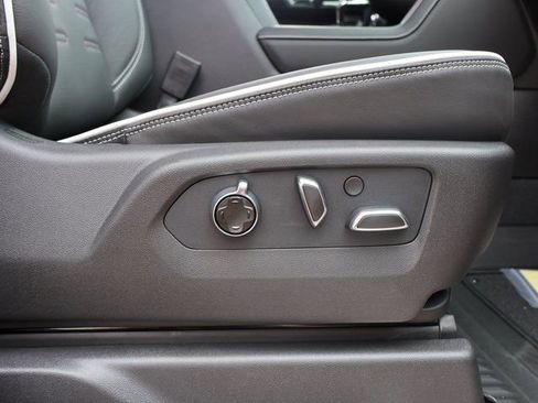 New 2026 GMC Sierra 1500 AT4X AWD/4WD image 9