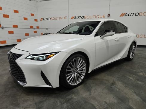 Used 2023 Lexus IS 300 w/ Premium Package image 15