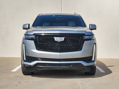 Used 2023 Cadillac Escalade Sport image 2