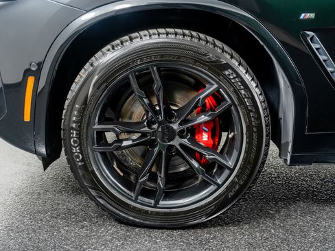 Used 2023 BMW X4 M40i image 19