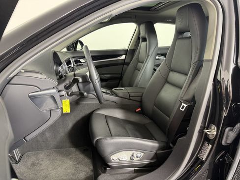 Used 2013 Porsche Panamera 4 Platinum Edition AWD/4WD image 18