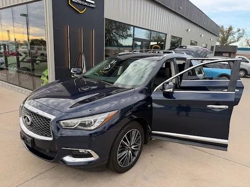 Used 2018 INFINITI QX60 FWD w/ Deluxe Technology Package image 13