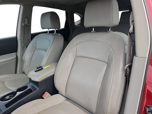 Used 2011 Nissan Rogue SV w/ SL Pkg FWD image 15