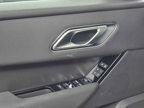 New 2024 Land Rover Range Rover Velar Dynamic SE image 21