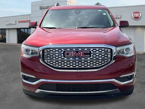 Used 2019 GMC Acadia Denali w/ Technology Package AWD/4WD image 2