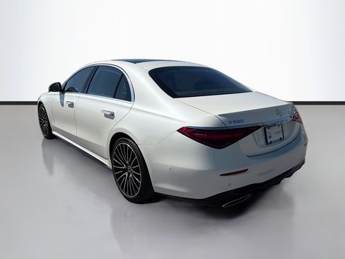 Used 2022 Mercedes-Benz S 580 S 580 image 3