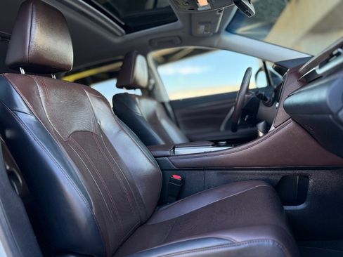 Used 2018 Lexus RX 350 AWD w/ Premium Package image 17