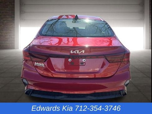 Used 2024 Kia Forte LXS image 6