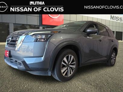 Used 2025 Nissan Pathfinder SL