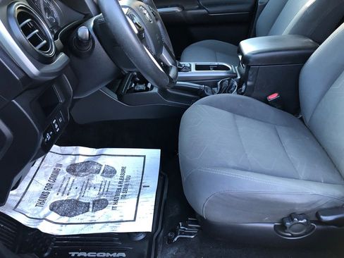 Used 2019 Toyota Tacoma 4x4 Double Cab image 21