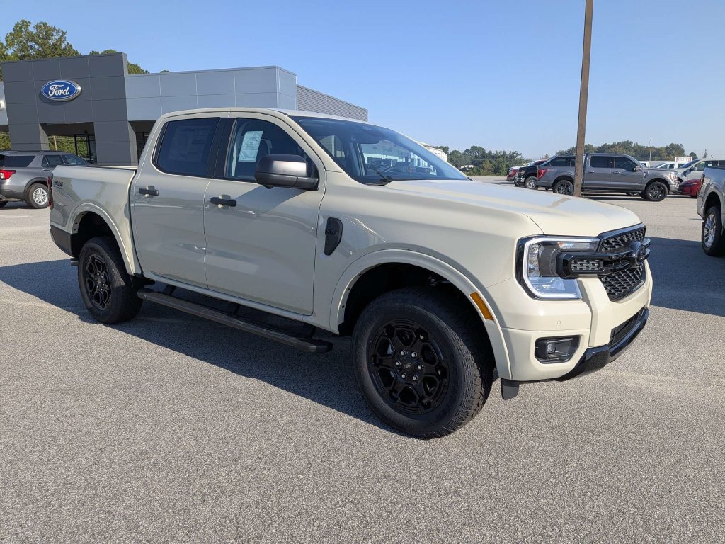 New 2026 Ford Ranger XLT w/ Equipment Group 301A High AWD/4WD image 2