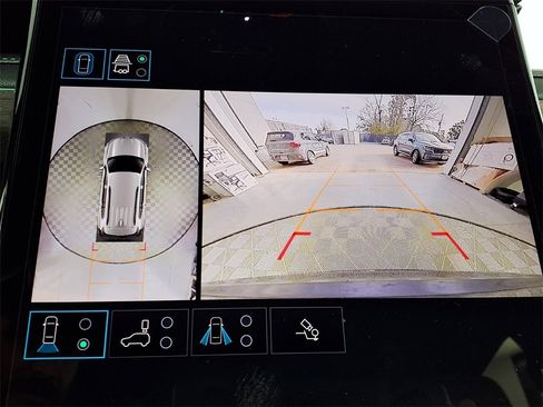 New 2026 GMC Acadia Denali Ultimate image 12