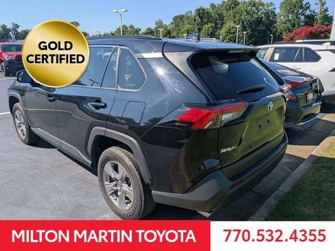 Certified 2025 Toyota RAV4 XLE FWD image 5