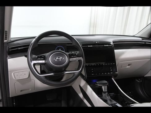 Certified 2024 Hyundai Tucson SEL w/ Convenience Package AWD/4WD image 6