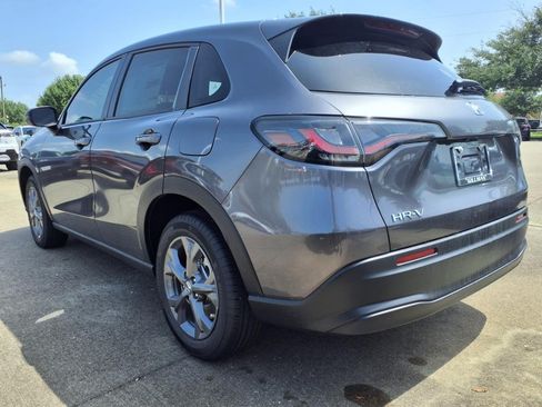 Used 2026 Honda HR-V LX image 2