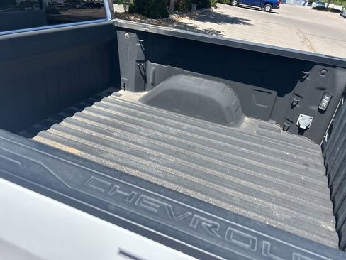 Certified 2022 Chevrolet Silverado 1500 LT Trail Boss w/ Convenience Package II AWD/4WD image 6