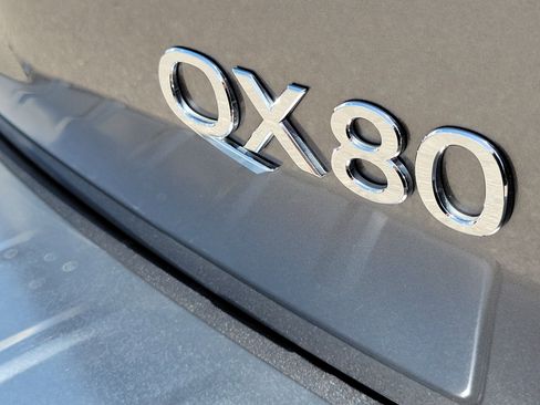 Used 2021 INFINITI QX80 Premium Select w/ Cargo Package RWD image 9