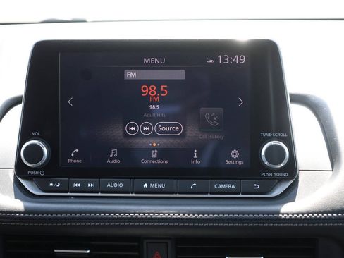 Used 2025 Nissan Rogue SV AWD/4WD image 20