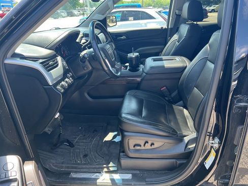 Used 2019 GMC Yukon SLT w/ Premium Edition AWD/4WD image 3