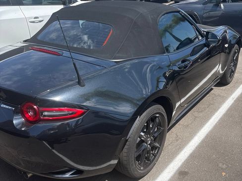 Used 2024 MAZDA MX-5 Miata Sport RWD image 3