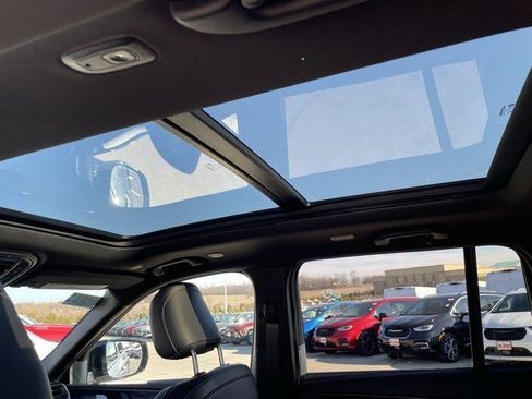 New 2026 Jeep Grand Cherokee Limited image 12