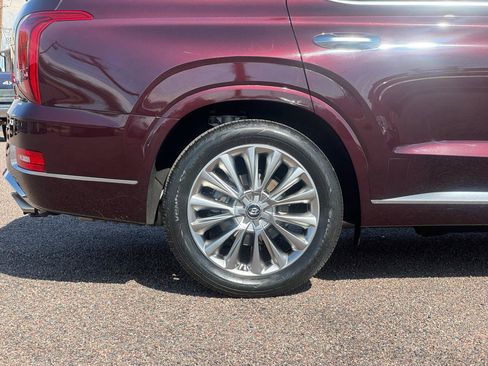 Used 2020 Hyundai Palisade Limited FWD image 19