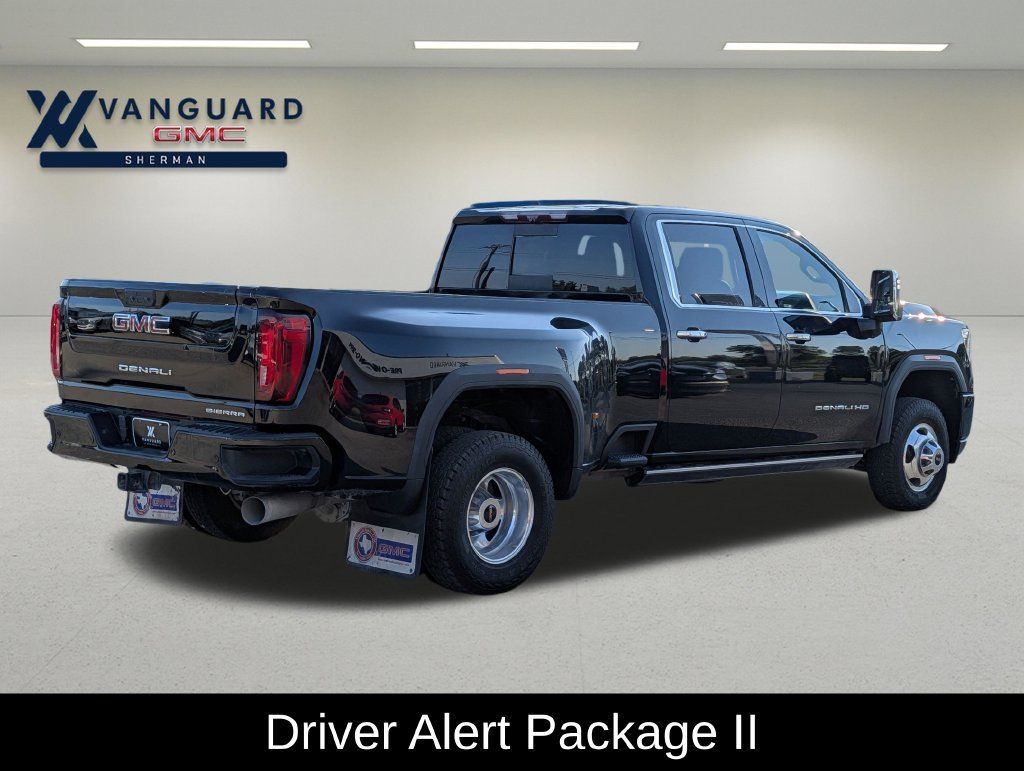 Used 2022 GMC Sierra 3500 Denali w/ Denali Ultimate Package AWD/4WD image 6