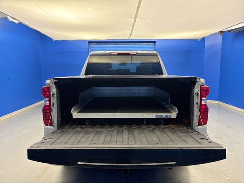Used 2024 Chevrolet Silverado 1500 Custom image 25