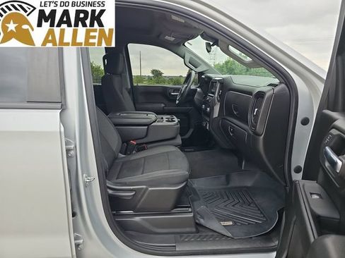 Used 2022 Chevrolet Silverado 1500 Custom AWD/4WD image 27