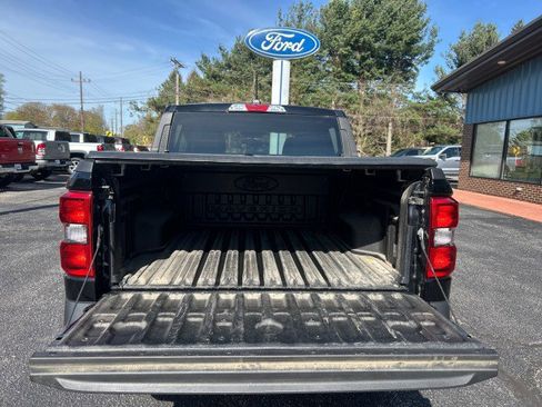 Used 2018 Chevrolet Silverado 1500 LT w/ LT Convenience Package AWD/4WD image 8