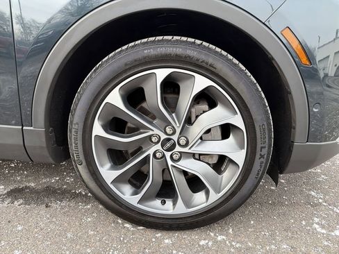 Certified 2022 Lincoln Nautilus Reserve w/ Equipment Group 201A image 33