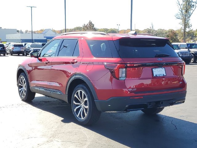 New 2026 Ford Explorer ST-Line AWD/4WD image 4