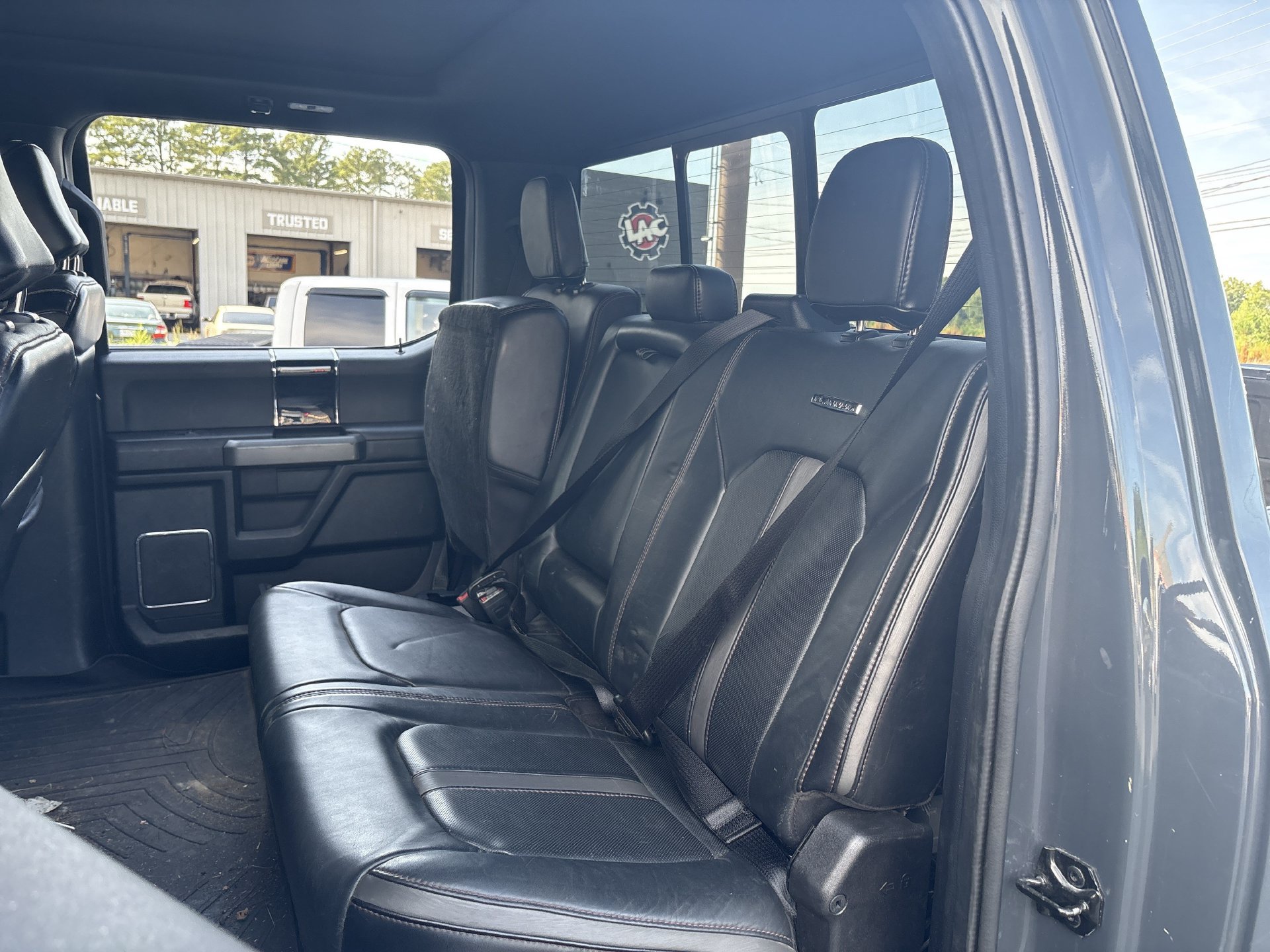 Used 2021 Ford F250 Platinum w/ FX4 Off-Road Package AWD/4WD image 16