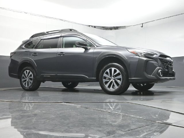 Used 2024 Subaru Outback Premium AWD/4WD image 31